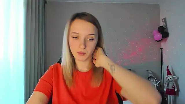 Snapshot of RouseReed chatting on January 19, 2025, 7:15 am RouseReed online show from January 19, 2025, 7:15 am