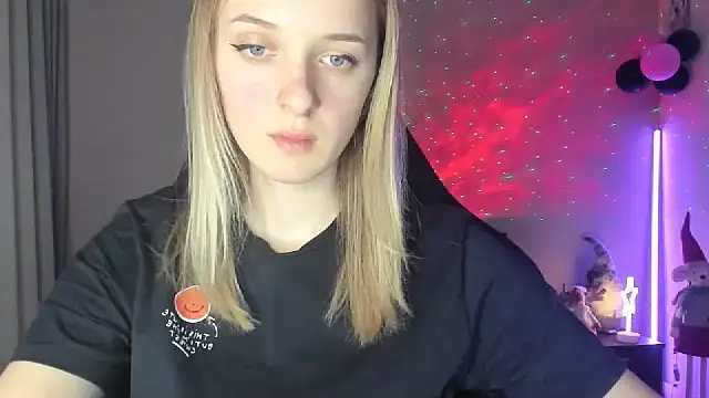 Snapshot of RouseReed chatting on January 21, 2025, 10:41 am RouseReed online show from January 21, 2025, 10:41 am