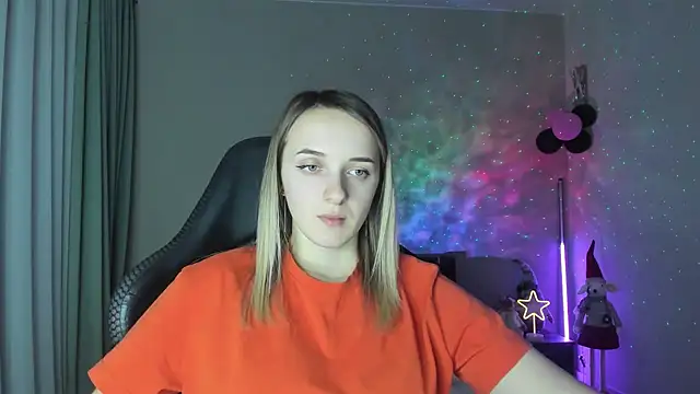 Snapshot of RouseReed chatting on January 24, 2025, 4:39 pm RouseReed online show from January 24, 2025, 4:39 pm