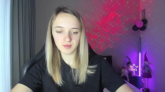 Snapshot of RouseReed chatting on January 28, 2025, 7:11 am RouseReed online show from January 28, 2025, 7:11 am