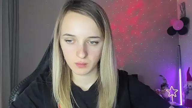 Snapshot of RouseReed chatting on January 28, 2025, 10:12 am RouseReed online show from January 28, 2025, 10:12 am