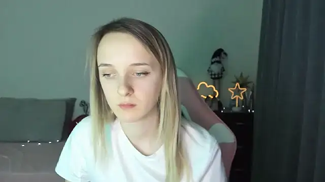 Snapshot of RouseReed chatting on February 3, 2025, 5:35 pm RouseReed online show from February 3, 2025, 5:35 pm