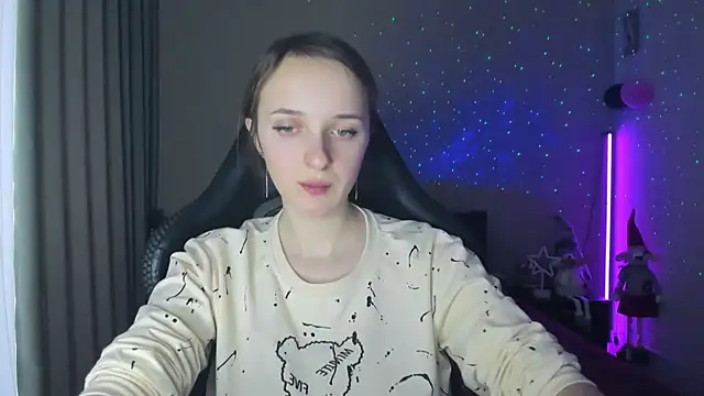 Snapshot of RouseReed chatting on February 6, 2025, 1:54 pm RouseReed online show from February 6, 2025, 1:54 pm