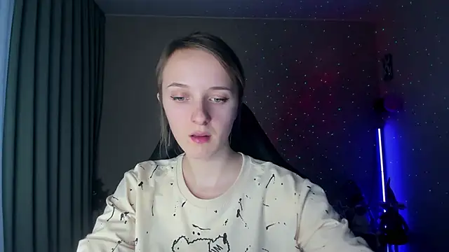 Snapshot of RouseReed chatting on February 7, 2025, 2:15 pm RouseReed online show from February 7, 2025, 2:15 pm