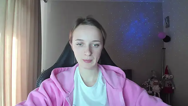 Snapshot of RouseReed chatting on February 9, 2025, 11:14 am RouseReed online show from February 9, 2025, 11:14 am