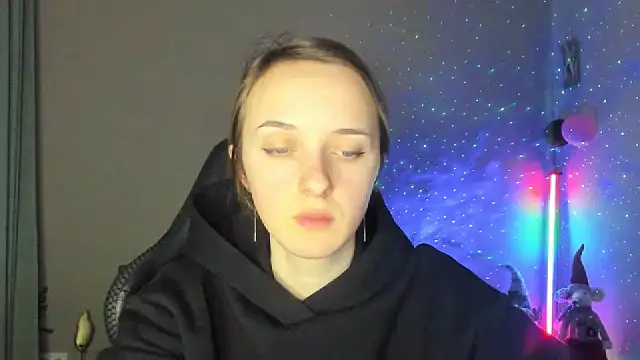 Snapshot of RouseReed chatting on February 12, 2025, 4:44 pm RouseReed online show from February 12, 2025, 4:44 pm