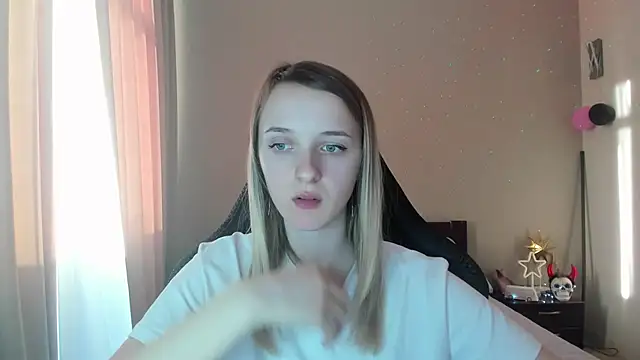 Snapshot of RouseReed chatting on March 20, 2025, 3:14 pm RouseReed online show from March 20, 2025, 3:14 pm