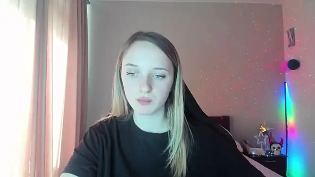 Snapshot of RouseReed chatting on March 21, 2025, 1:34 pm RouseReed online show from March 21, 2025, 1:34 pm