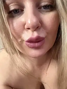 LadyLolyPop  online show from February 12, 2025, 7:34 am