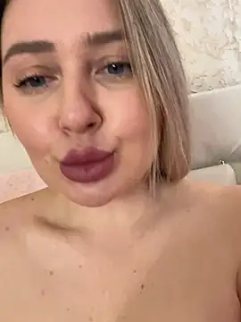 LadyLolyPop  online show from February 26, 2025, 4:14 am