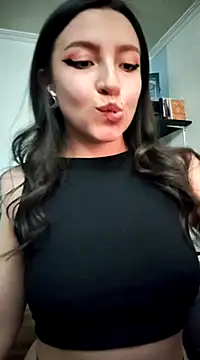 Paudelatorre online show from February 18, 2025, 4:04 am