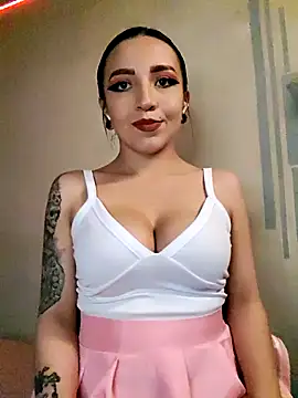 Paudelatorre online show from October 5, 2025, 10:07 pm