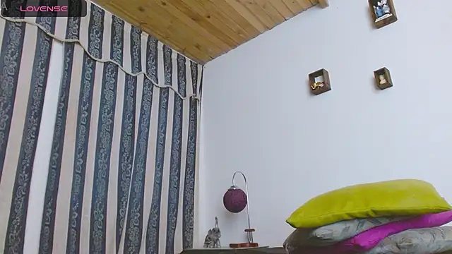 Snapshot of JULYSEX1 chatting on December 24, 2024, 8:55 am JULYSEX1 online show from December 24, 2024, 8:55 am