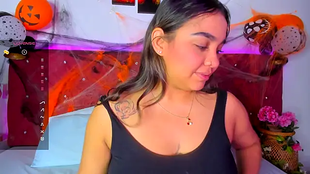 Abril Gomez06 online show from October 31, 2025, 3:29 am