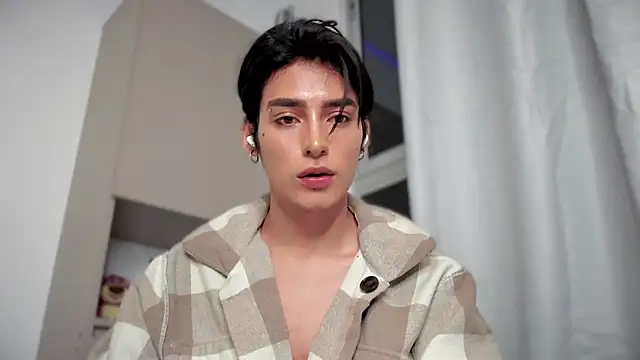 sebas rose online show from December 20, 2024, 2:41 am