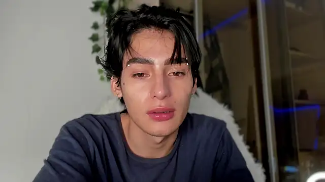 sebas rose online show from March 8, 2025, 2:12 am