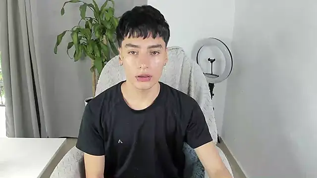 sebas rose online show from October 21, 2025, 4:30 pm