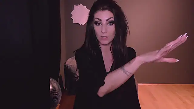 Saintrebella online show from February 18, 2025, 3:42 am