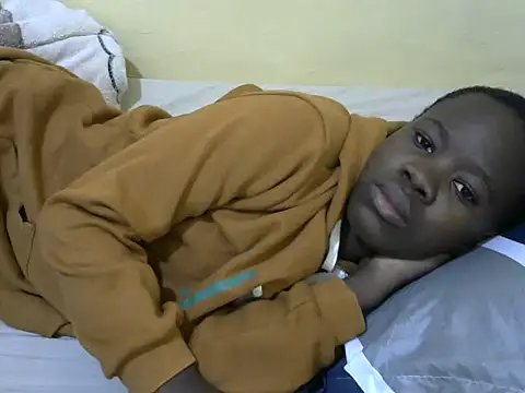 Snapshot of hey_its_andreana chatting on December 23, 2024, 3:18 am hey its andreana online show from December 23, 2024, 3:18 am