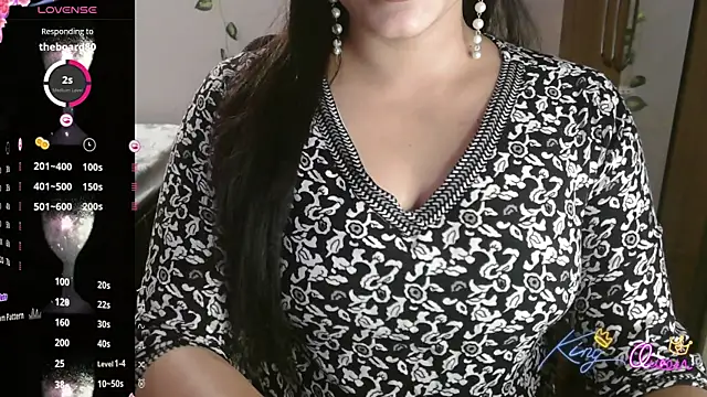 Snapshot of Annu-Darling chatting on December 14, 2025, 7:51 pm Annu-Darling online show from December 14, 2025, 7:51 pm