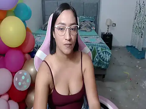 Snapshot of Saracutee1 chatting on September 25, 2025, 7:06 pm Saracutee1 online show from September 25, 2025, 7:06 pm