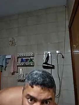 gordito xx online show from February 12, 2025, 6:29 am