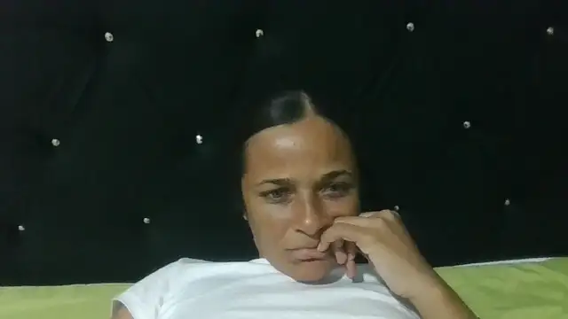 Snapshot of GiveLove1 chatting on March 11, 2025, 3:59 am GiveLove1 online show from March 11, 2025, 3:59 am