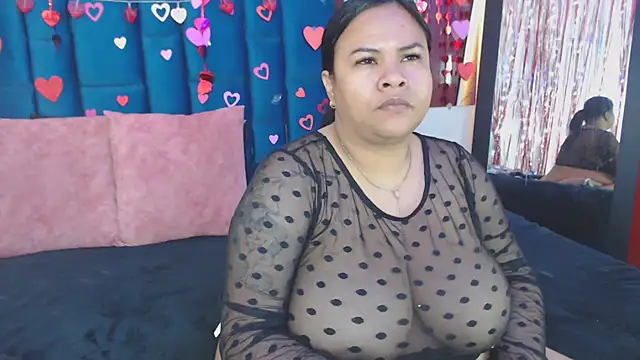 Snapshot of alba_sex10 chatting on February 21, 2025, 10:28 am alba sex10 online show from February 21, 2025, 10:28 am