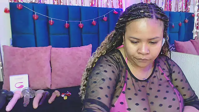 Snapshot of alba_sex10 chatting on March 19, 2025, 11:06 am alba sex10 online show from March 19, 2025, 11:06 am