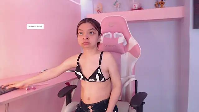 CharlotteMuller online show from September 30, 2025, 7:30 pm