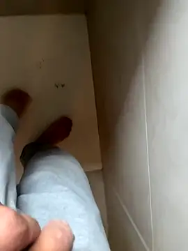 Snapshot of Edosxxl chatting on December 9, 2024, 8:00 am Edosxxl online show from December 9, 2024, 8:00 am