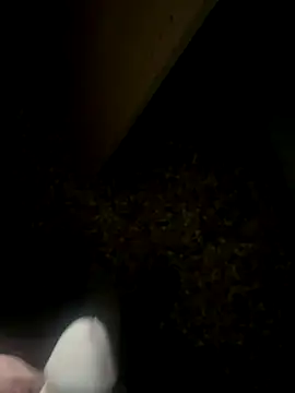 Snapshot of Edosxxl chatting on October 22, 2025, 11:48 pm Edosxxl online show from October 22, 2025, 11:48 pm