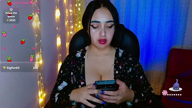 Snapshot of AmberGoddess_ chatting on February 13, 2025, 7:24 am AmberGoddess  online show from February 13, 2025, 7:24 am