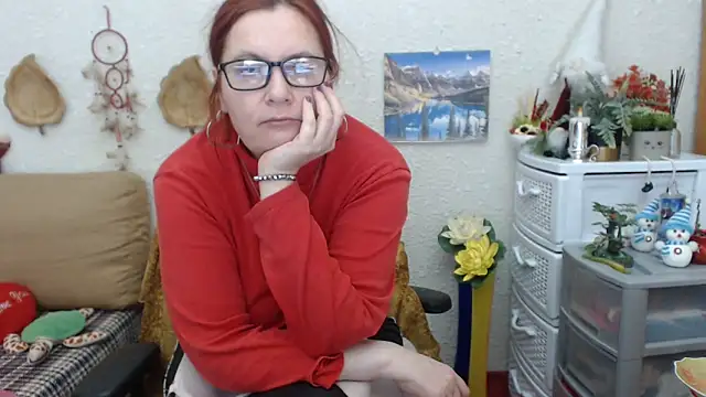 Snapshot of PlayfullMature chatting on February 18, 2025, 9:09 pm PlayfullMature online show from February 18, 2025, 9:09 pm