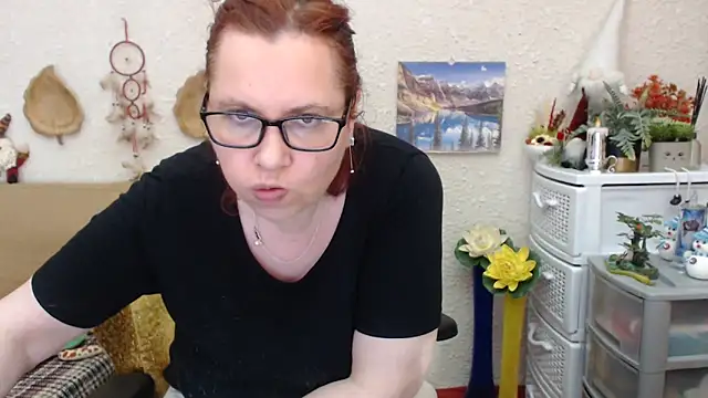 Snapshot of PlayfullMature chatting on February 23, 2025, 9:26 pm PlayfullMature online show from February 23, 2025, 9:26 pm