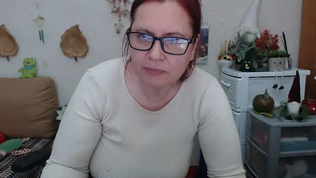 Snapshot of PlayfullMature chatting on March 1, 2025, 7:15 pm PlayfullMature online show from March 1, 2025, 7:15 pm