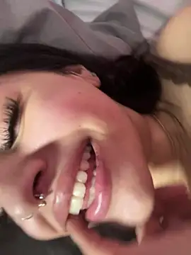 ThickerThanYoBitch online show from January 18, 2025, 6:43 pm