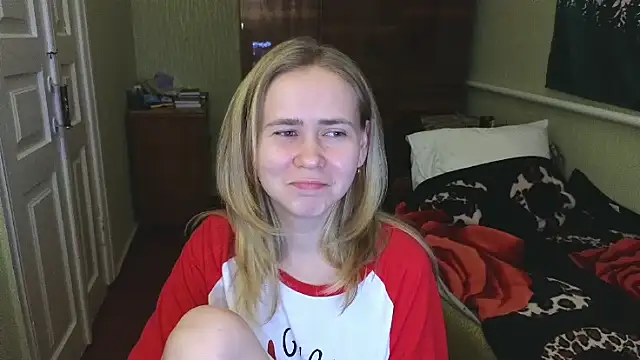 Riley Roo online show from December 7, 2024, 7:43 pm