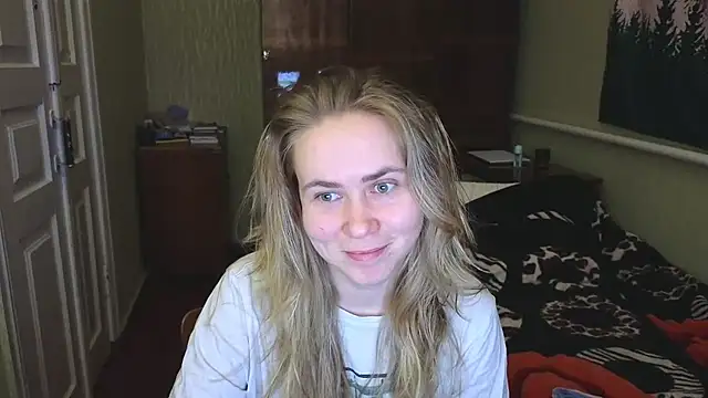 Riley Roo online show from December 10, 2024, 8:16 pm