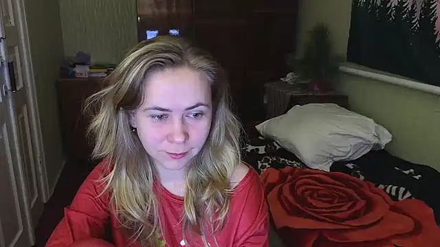 Riley Roo online show from December 27, 2024, 6:42 pm