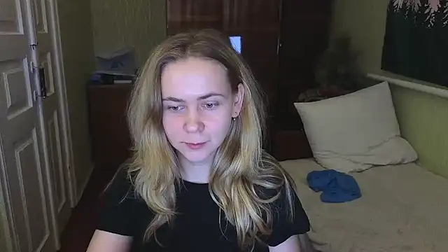 Riley Roo online show from January 28, 2025, 6:07 pm