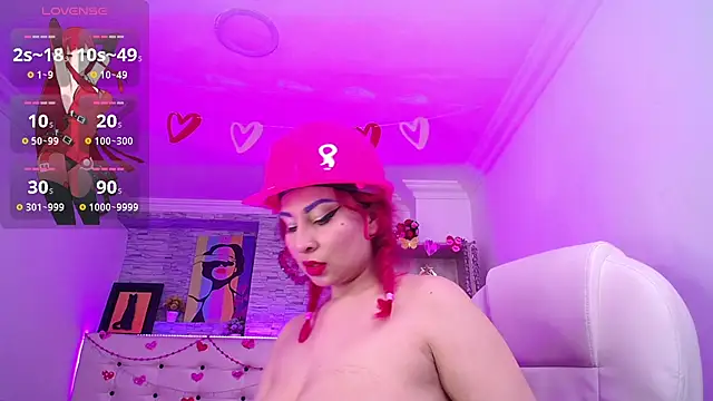 Snapshot of Andrea_Bloomix chatting on February 28, 2025, 10:17 pm Andrea Bloomix online show from February 28, 2025, 10:17 pm