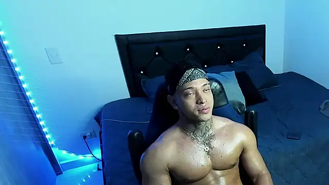 Stiven collins online show from March 3, 2025, 4:58 am