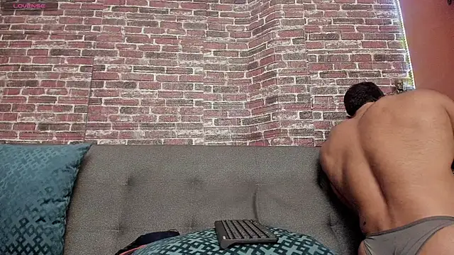 curt xxx online show from December 30, 2024, 1:48 am