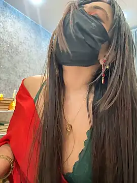 Snapshot of Monalisadon018 chatting on January 2, 2025, 1:49 am Monalisadon018 online show from January 2, 2025, 1:49 am