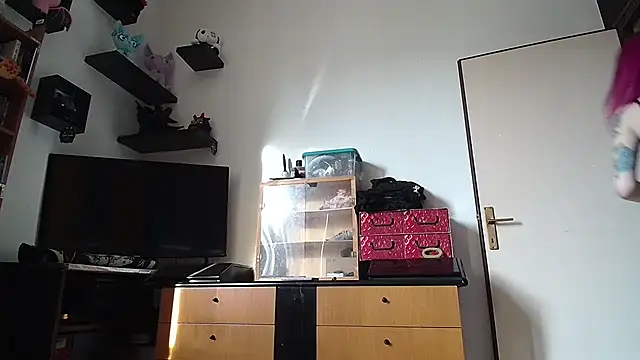 Honey2Bad online show from November 30, 2025, 8:51 am