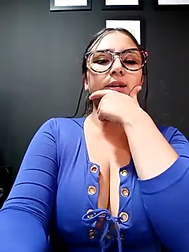 Cute Penelope online show from March 7, 2025, 6:11 pm