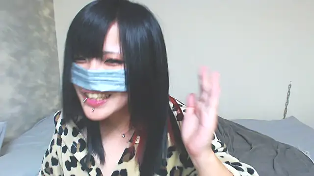 miyabi room online show from January 1, 2025, 1:27 pm