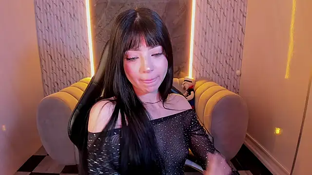 Snapshot of _mia_collins_b_ chatting on October 16, 2025, 12:50 pm  mia collins b  online show from October 16, 2025, 12:50 pm