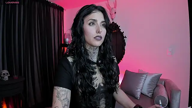 Snapshot of nasty_aliice1 chatting on November 6, 2025, 5:30 am nasty aliice1 online show from November 6, 2025, 5:30 am